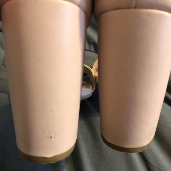 Quips Nude Chunky Heels - Picture 3 of 10